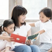 Mẹ Việt ở Nhật chia sẻ 3 “tuyệt chiêu” cho con đọc nhiều Ehon mà vẫn tiết kiệm tiền